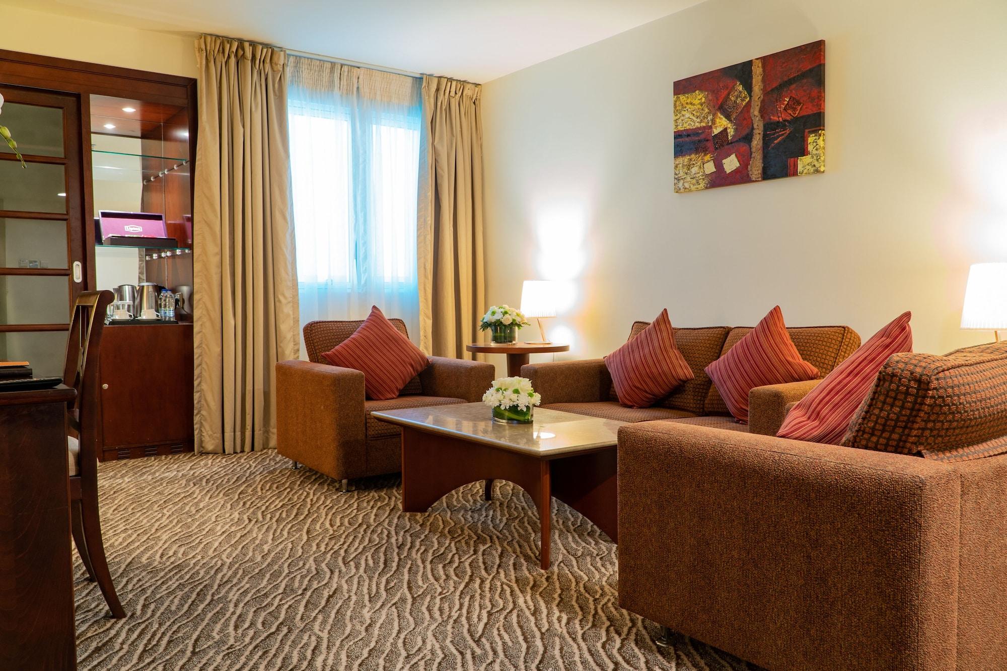 Hotel Al Ain Palace 4*